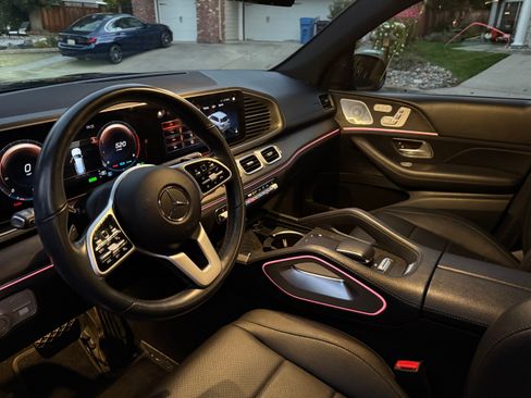 Used 2021 Mercedes-Benz GLS 450 4MATIC image 6