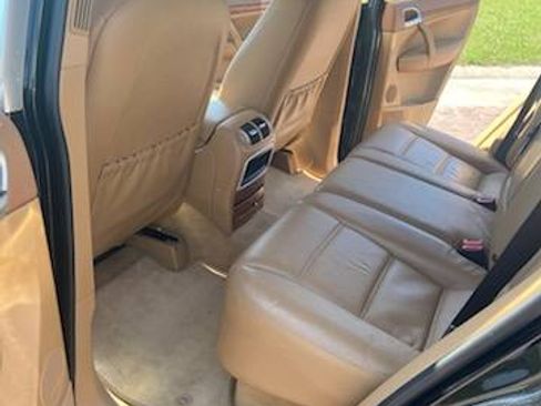 Used 2006 Porsche Cayenne S Titanium Edition image 11