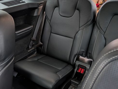 Used 2020 Volvo XC90 T6 Inscription image 16