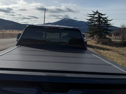 Used 2023 Chevrolet Silverado 2500 LTZ w/ LTZ Convenience Package image 2