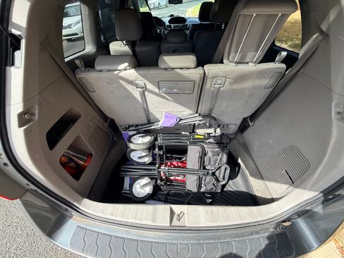 Used 2011 Honda Odyssey EX-L image 16