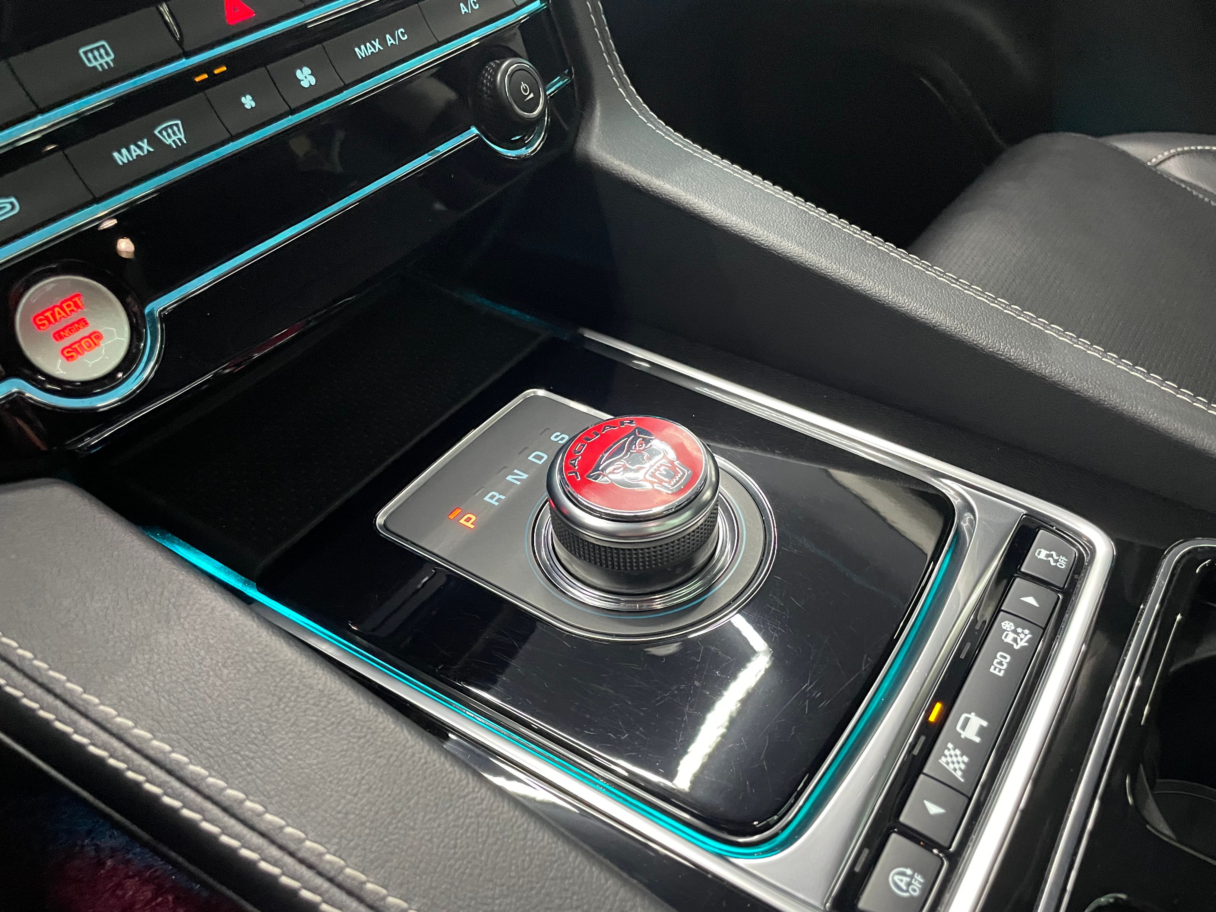 Used 2019 Jaguar F-PACE S AWD/4WD image 11