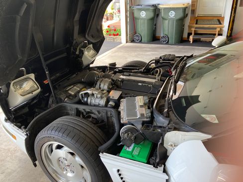Used 1995 Chevrolet Corvette Coupe RWD image 6