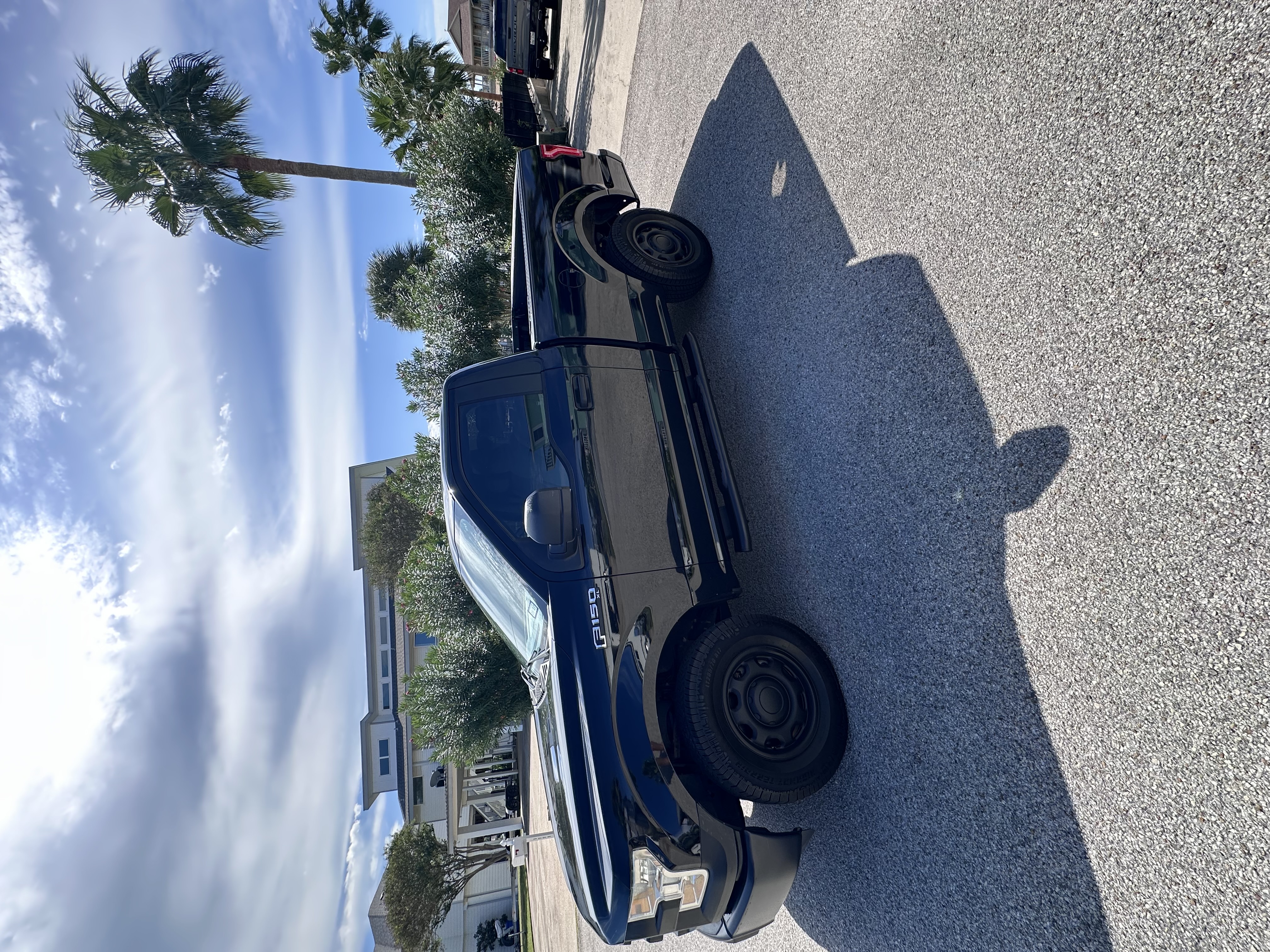 Used 2016 Ford F150 XL w/ Equipment Group 101A Mid RWD image 2