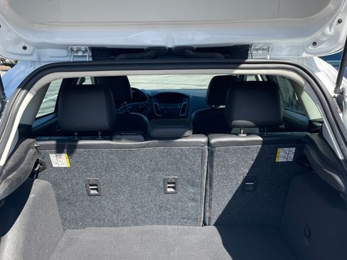 Used 2015 Ford Focus SE w/ Equipment Group 201A image 19