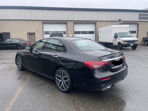 Used 2022 Mercedes-Benz E 350 Sedan image 2