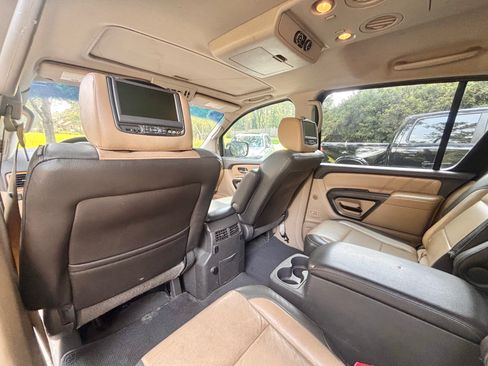 Used 2015 Nissan Armada Platinum w/ Platinum Reserve Package RWD image 16