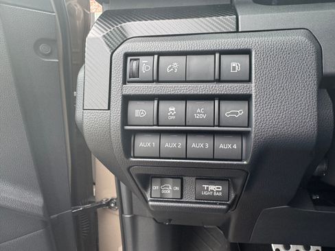 Used 2025 Toyota 4Runner TRD Pro AWD/4WD image 15