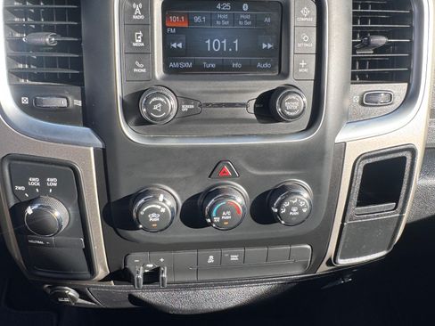 Used 2016 RAM 2500 SLT AWD/4WD image 13