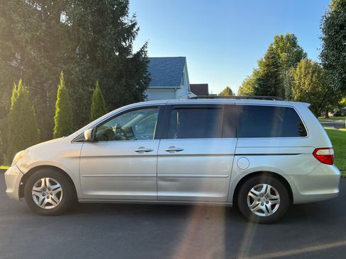 Used 2005 Honda Odyssey EX-L image 5