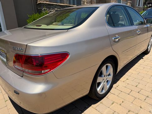 Used 2005 Lexus ES 330 w/ Preferred Accessory Pkg FWD image 8
