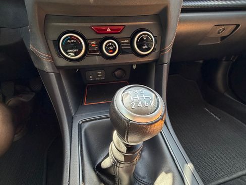 Used 2023 Subaru Crosstrek 2.0i Premium image 27