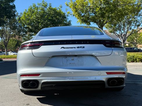 Used 2019 Porsche Panamera GTS image 10