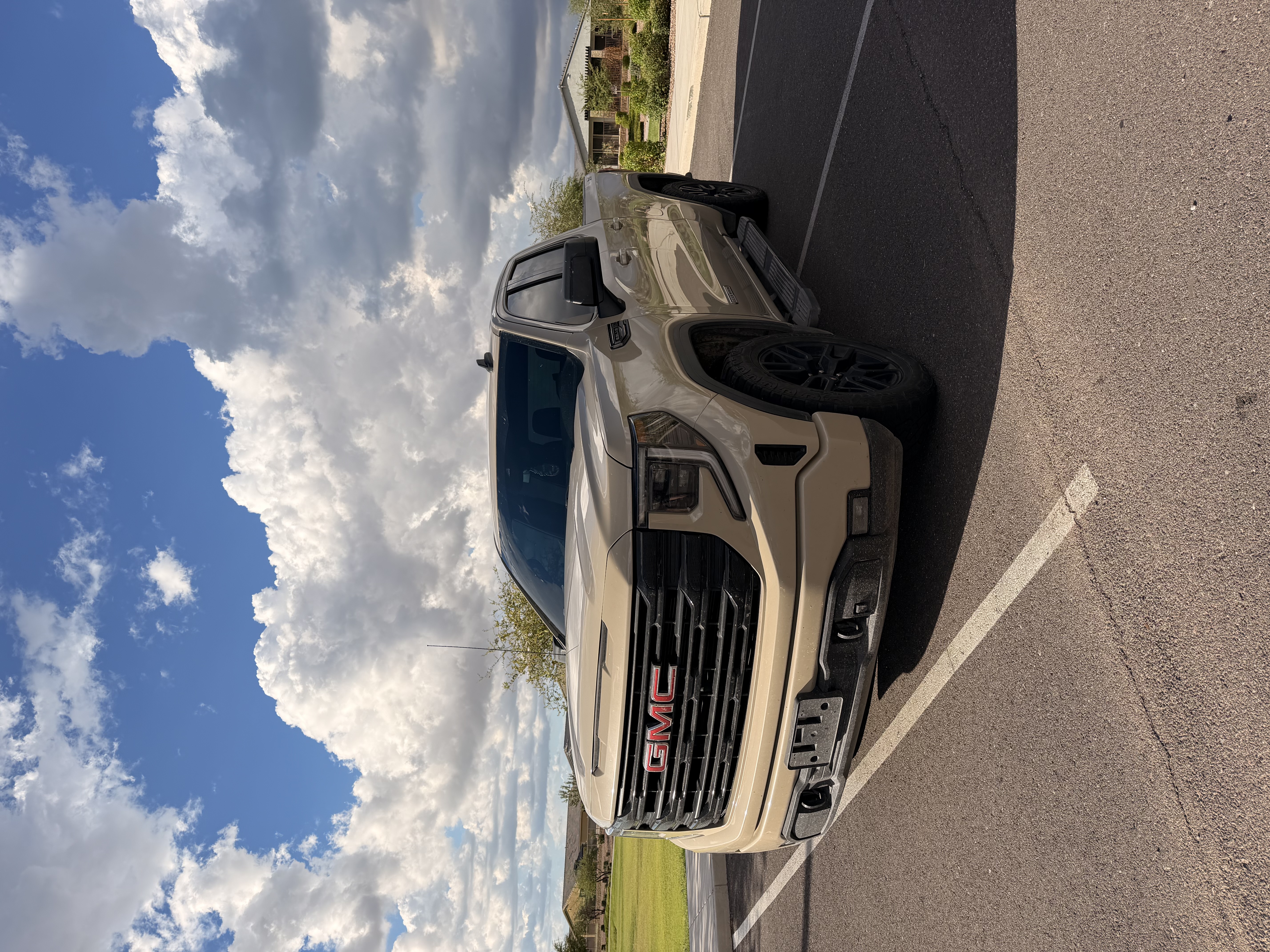 Used 2022 GMC Sierra 1500 Elevation AWD/4WD image 4