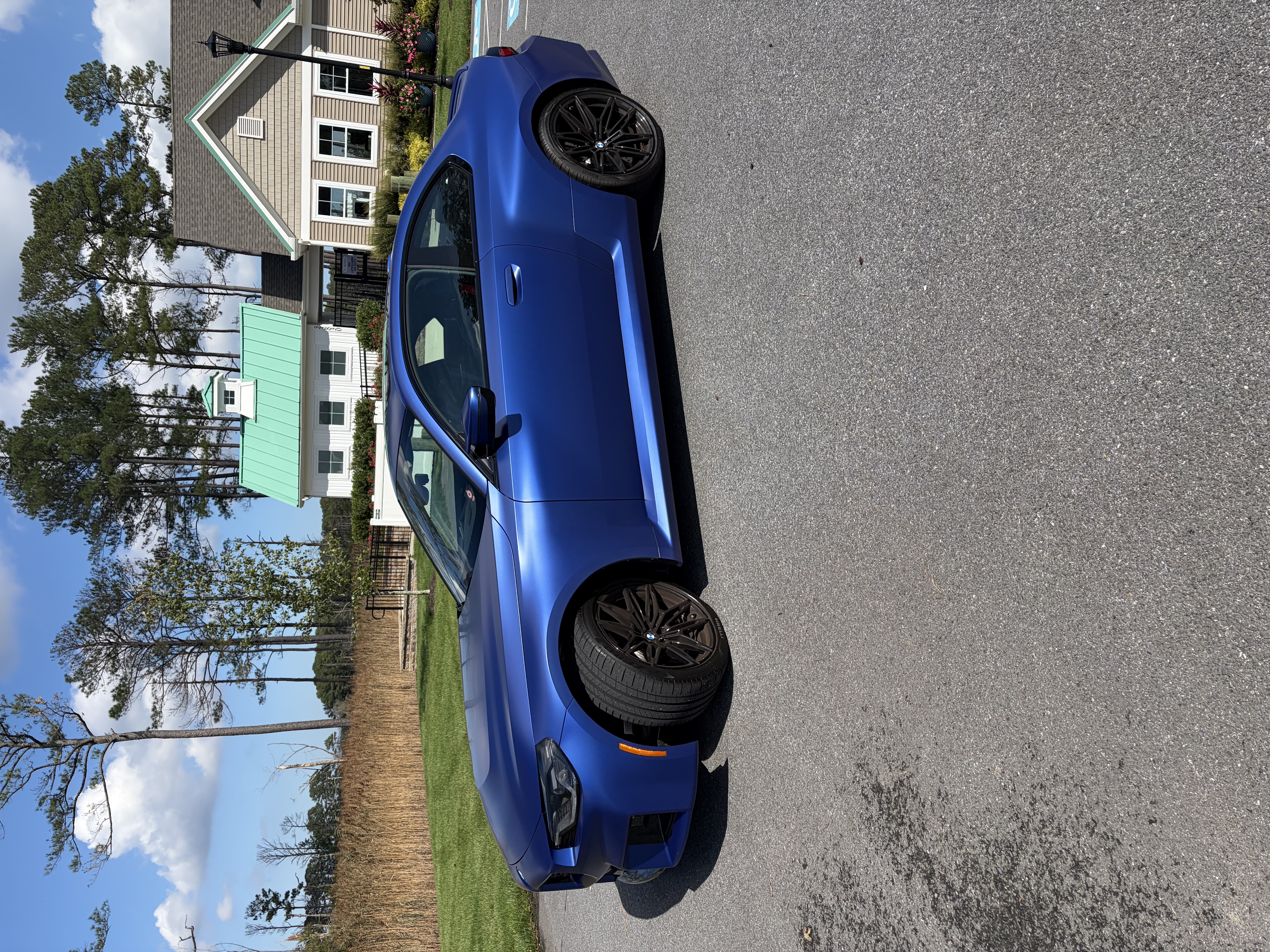 Used 2025 BMW M2 w/ Lighting Package RWD image 2