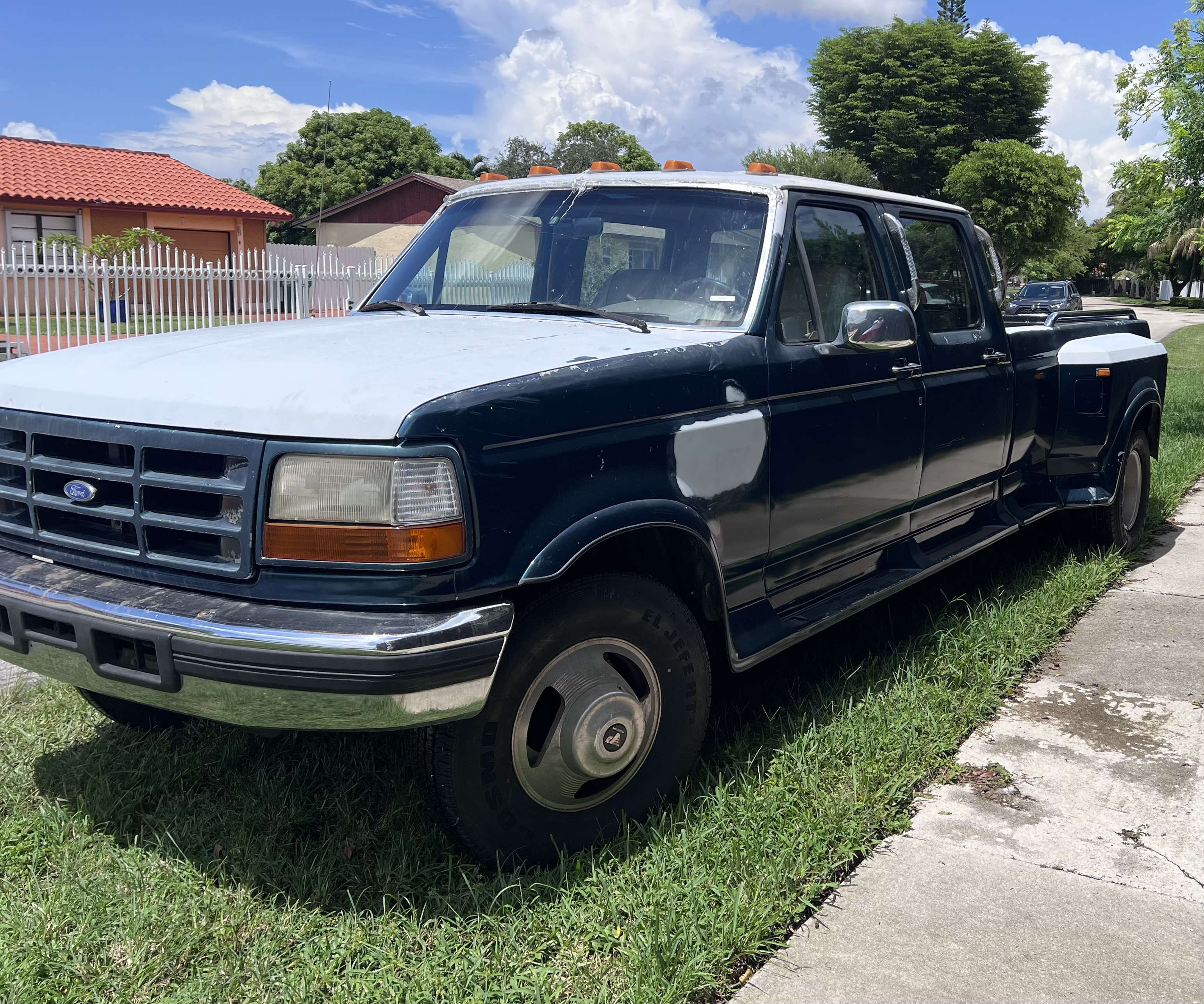 Used 1997 Ford F350 2WD Crew Cab image 13