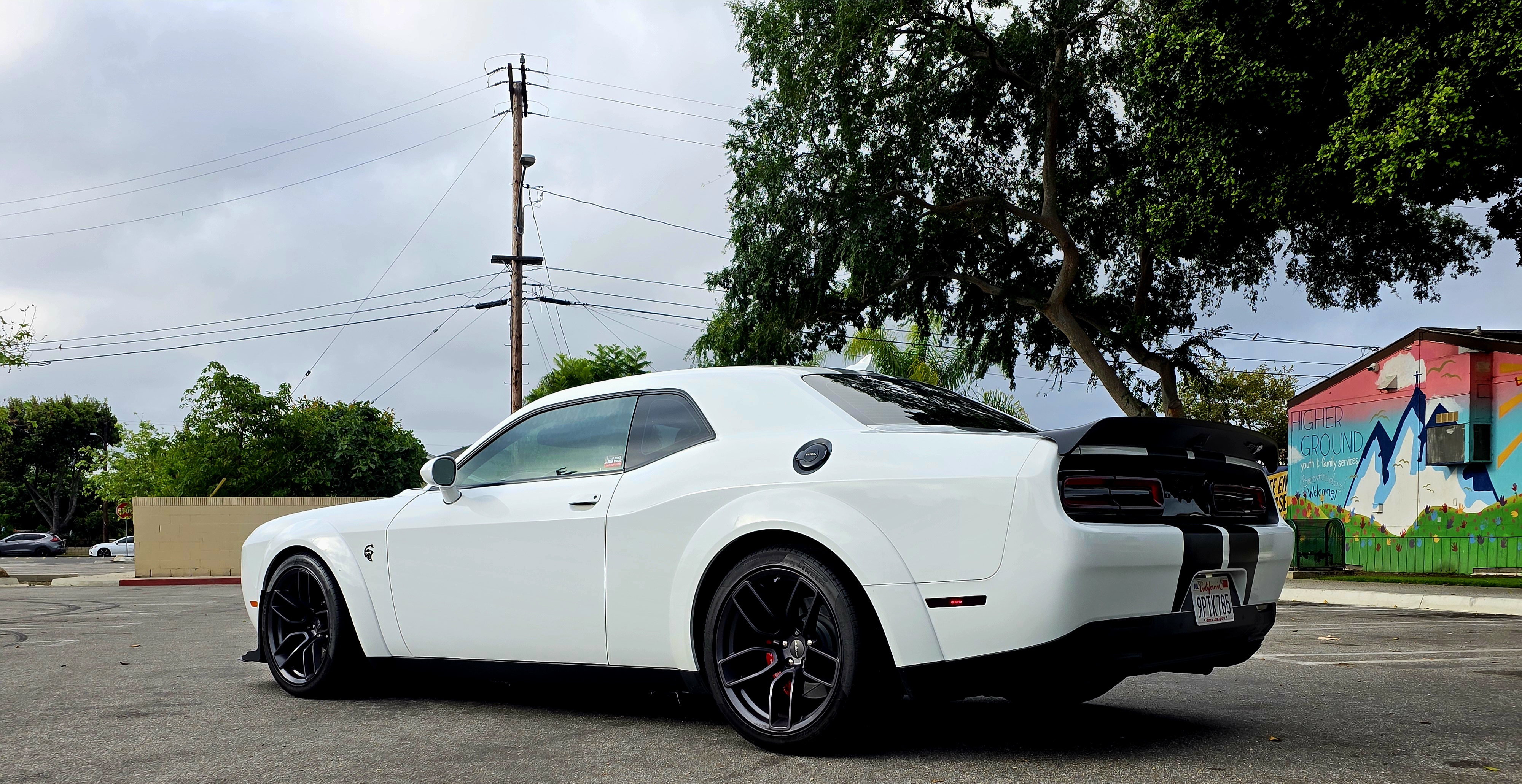 Used 2018 Dodge Challenger SRT Hellcat RWD image 6