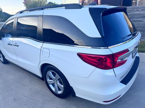 Used 2018 Honda Odyssey EX-L image 13