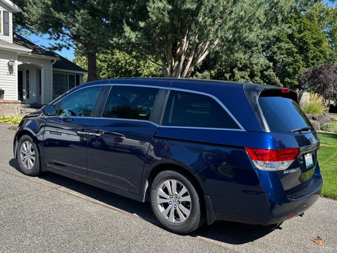 Used 2016 Honda Odyssey SE image 6