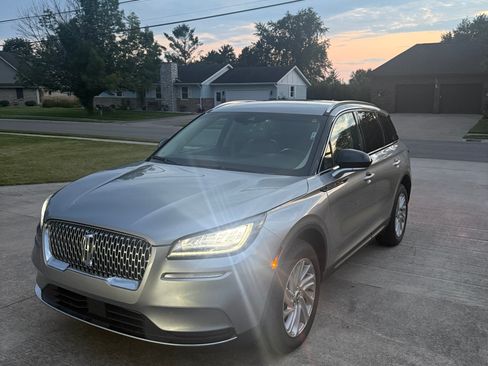 Used 2022 Lincoln Corsair FWD image 1