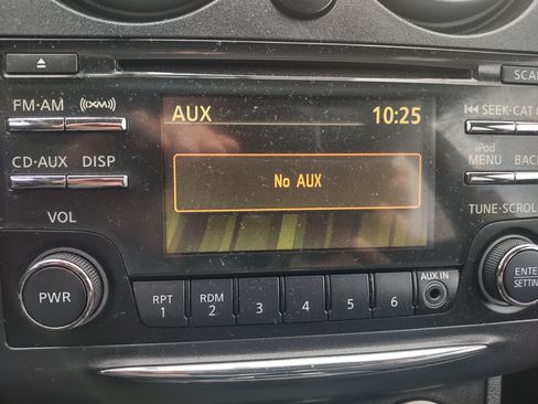 Used 2012 Nissan Rogue S w/ Special Edition Pkg image 9