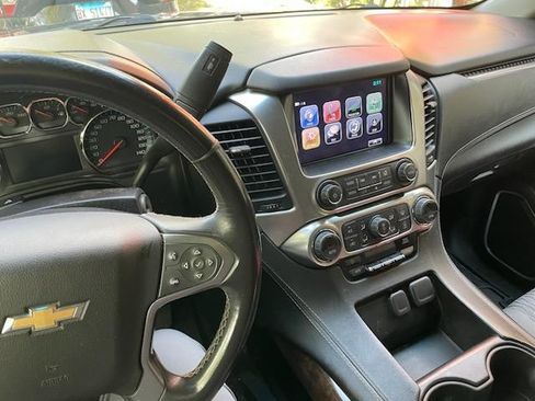 Used 2017 Chevrolet Suburban LS w/ All-Season Package image 10