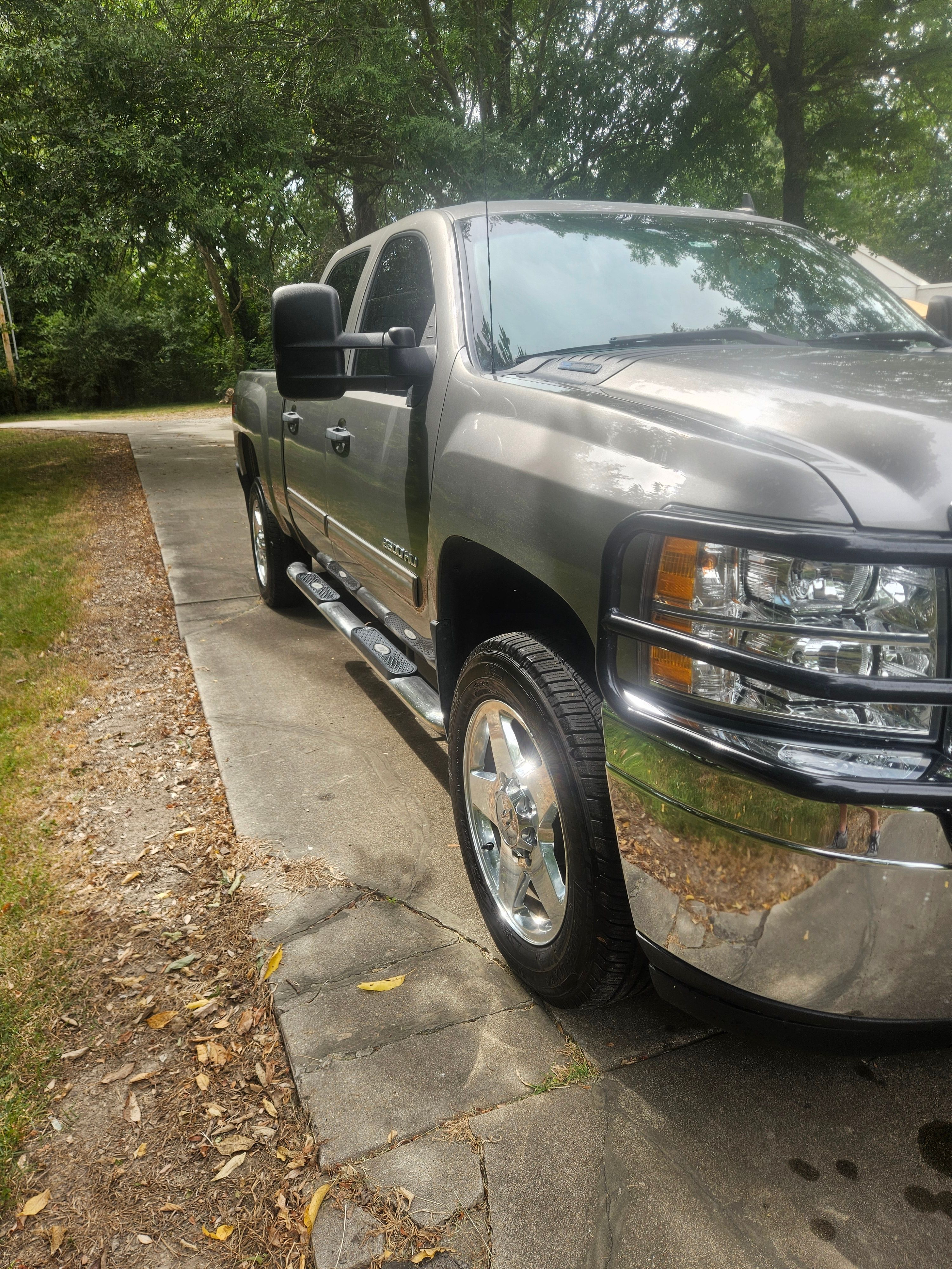 Used 2012 Chevrolet Silverado 2500 LT w/ Suspension Package, Off-Road AWD/4WD image 5
