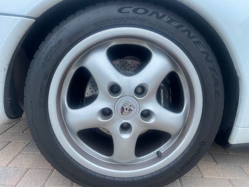 Used 1997 Porsche 911 Carrera image 20