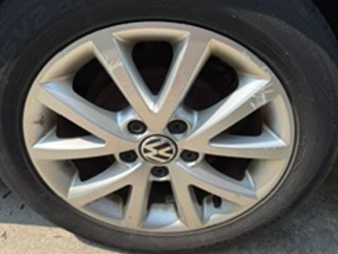 Used 2011 Volkswagen Jetta SE FWD image 13