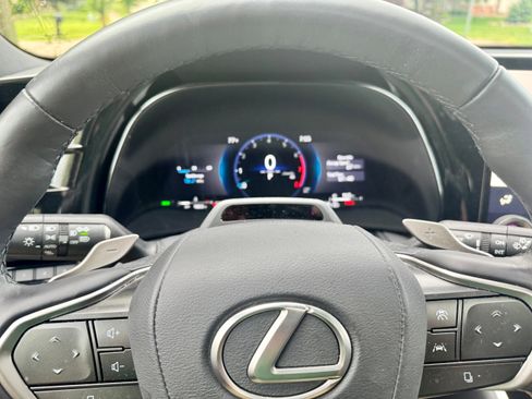 Used 2025 Lexus TX 350 AWD image 12