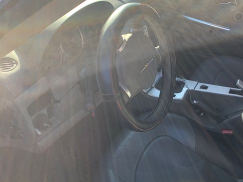 Used 2006 Chrysler Crossfire Limited image 5