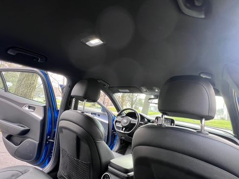 Used 2018 Kia Stinger GT image 13