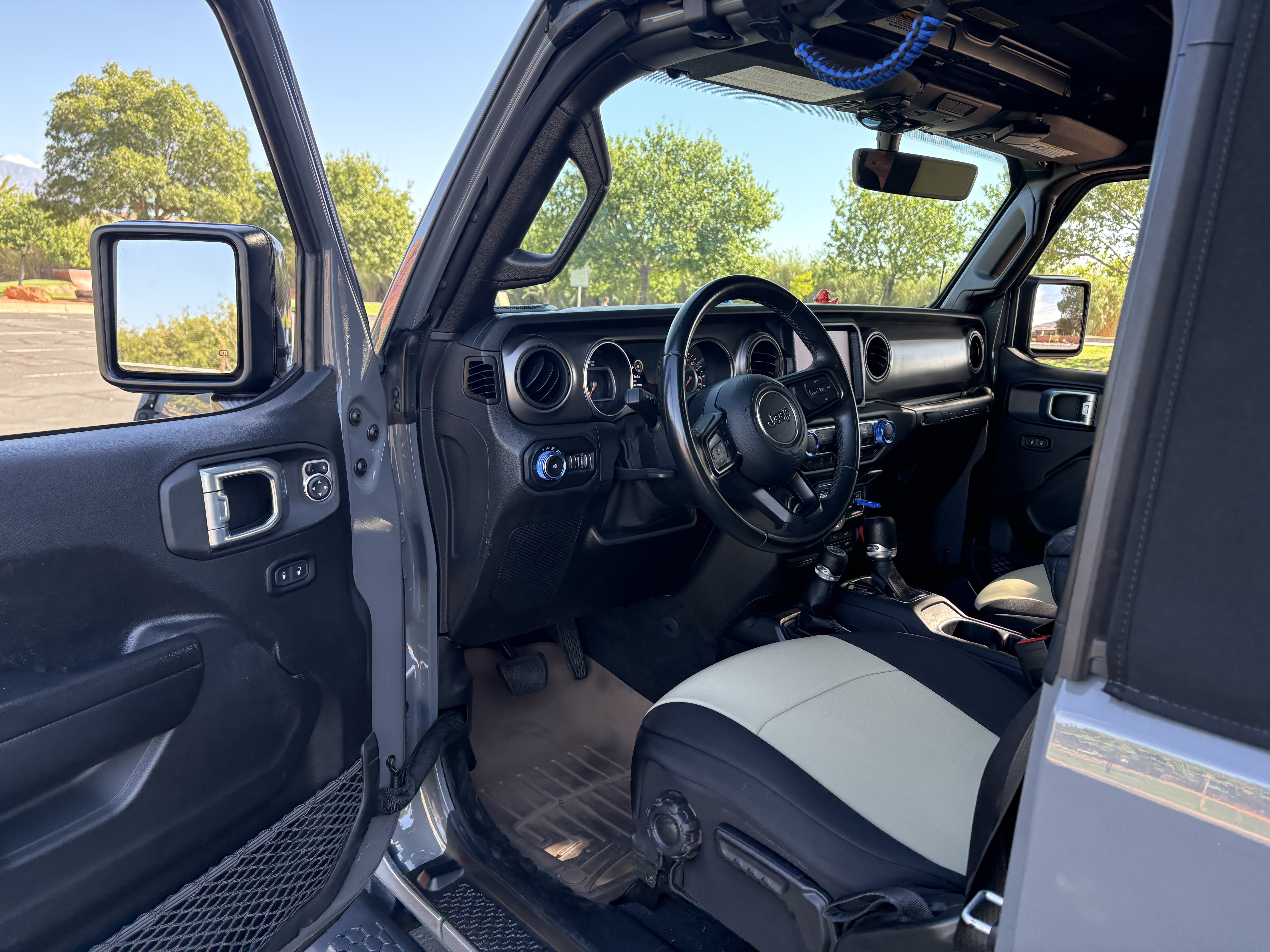 Used 2021 Jeep Wrangler Sport AWD/4WD image 15