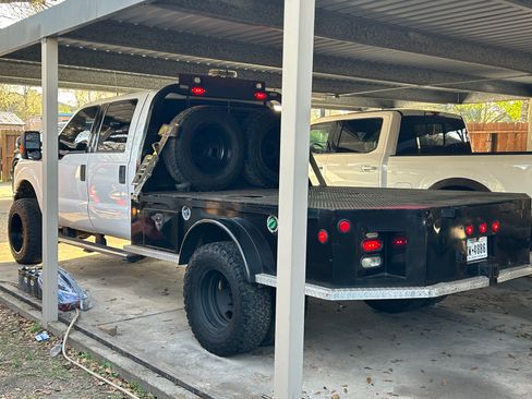 Used 2014 Ford F350 XL w/ Power Equipment Group image 2