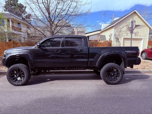 Used 2014 Toyota Tacoma 4x4 Double Cab image 10