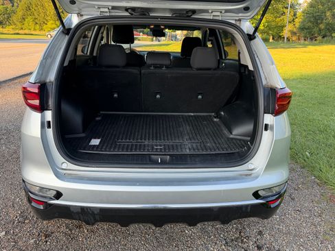 Used 2022 Kia Sportage LX AWD/4WD image 10