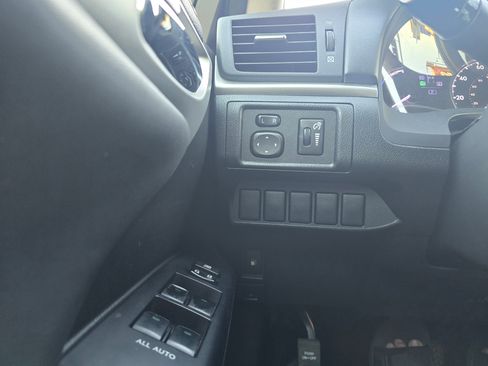 Used 2012 Lexus CT 200h Premium w/ Leather Pkg image 13