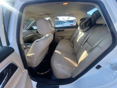 Used 2016 Nissan Altima 2.5 SL w/ 2.5 Technology Package image 14