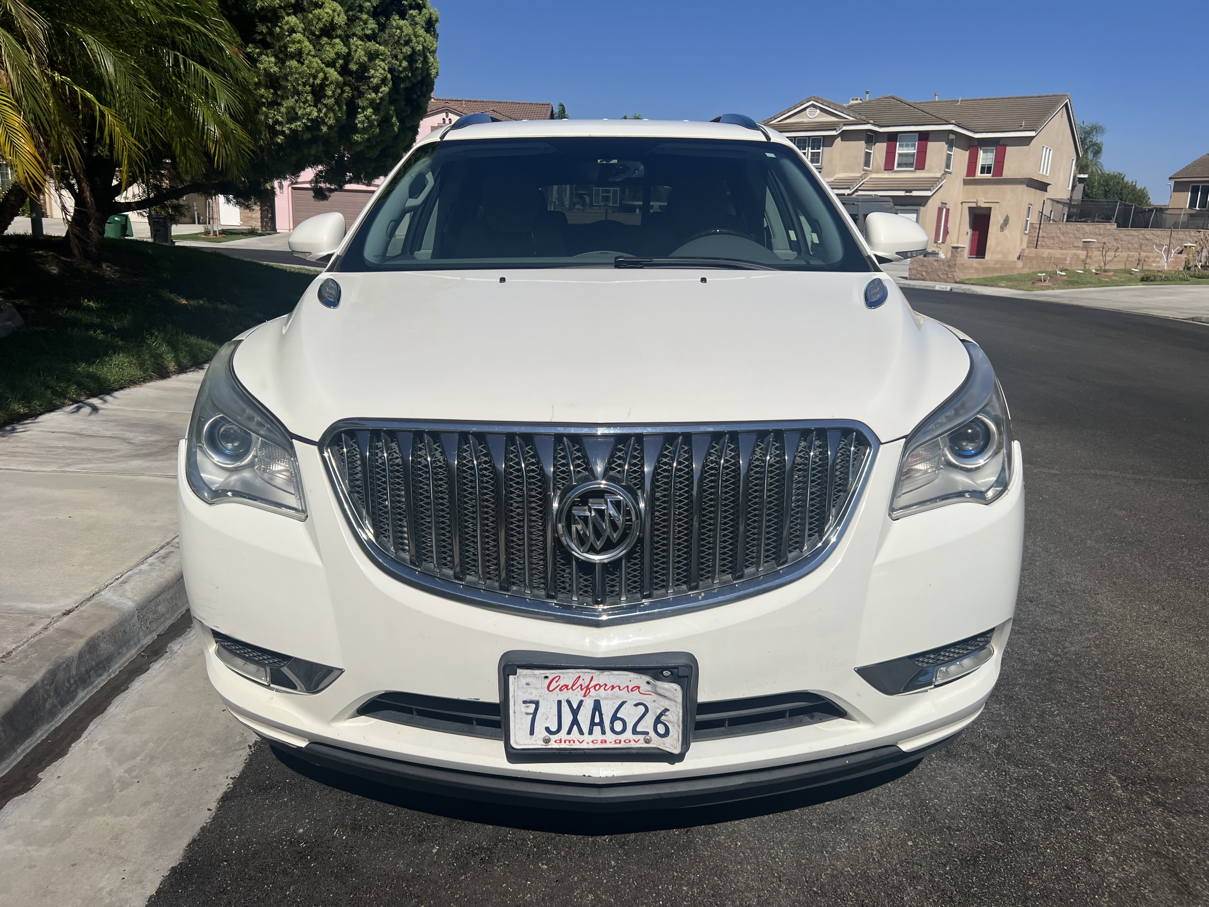 Used 2015 Buick Enclave Convenience FWD image 2
