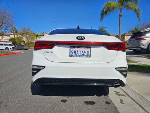 Used 2021 Kia Forte LXS image 4