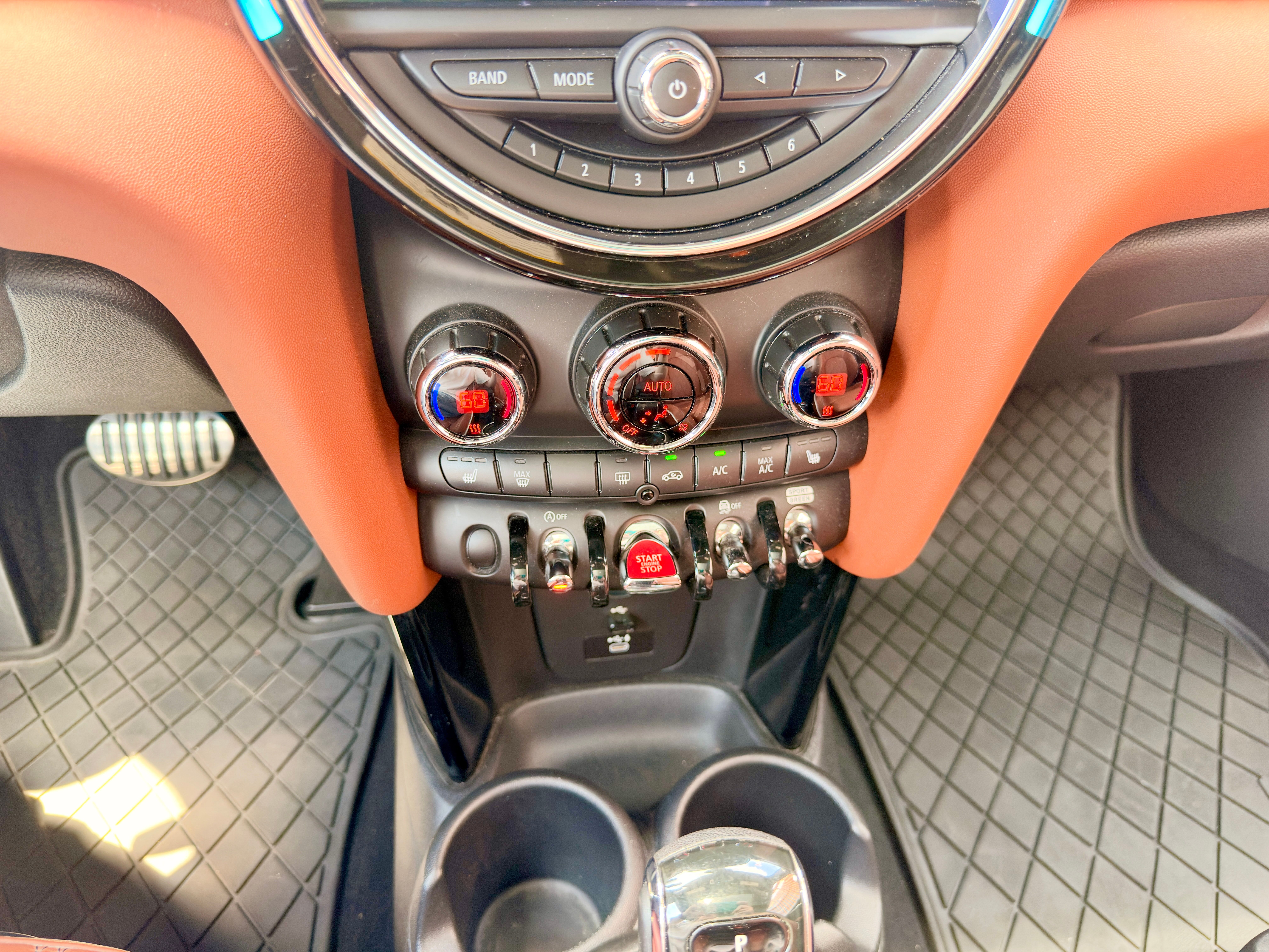 Used 2021 MINI Cooper S FWD image 23
