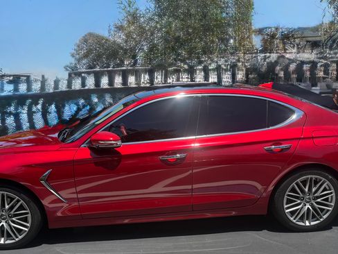Used 2021 Genesis G70 2.0T w/ Elite Package RWD image 1
