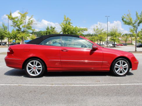 Used 2008 Mercedes-Benz CLK 350 Cabriolet image 4
