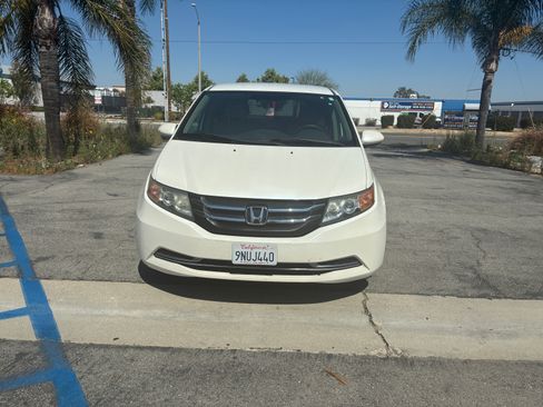 Used 2014 Honda Odyssey EX image 2