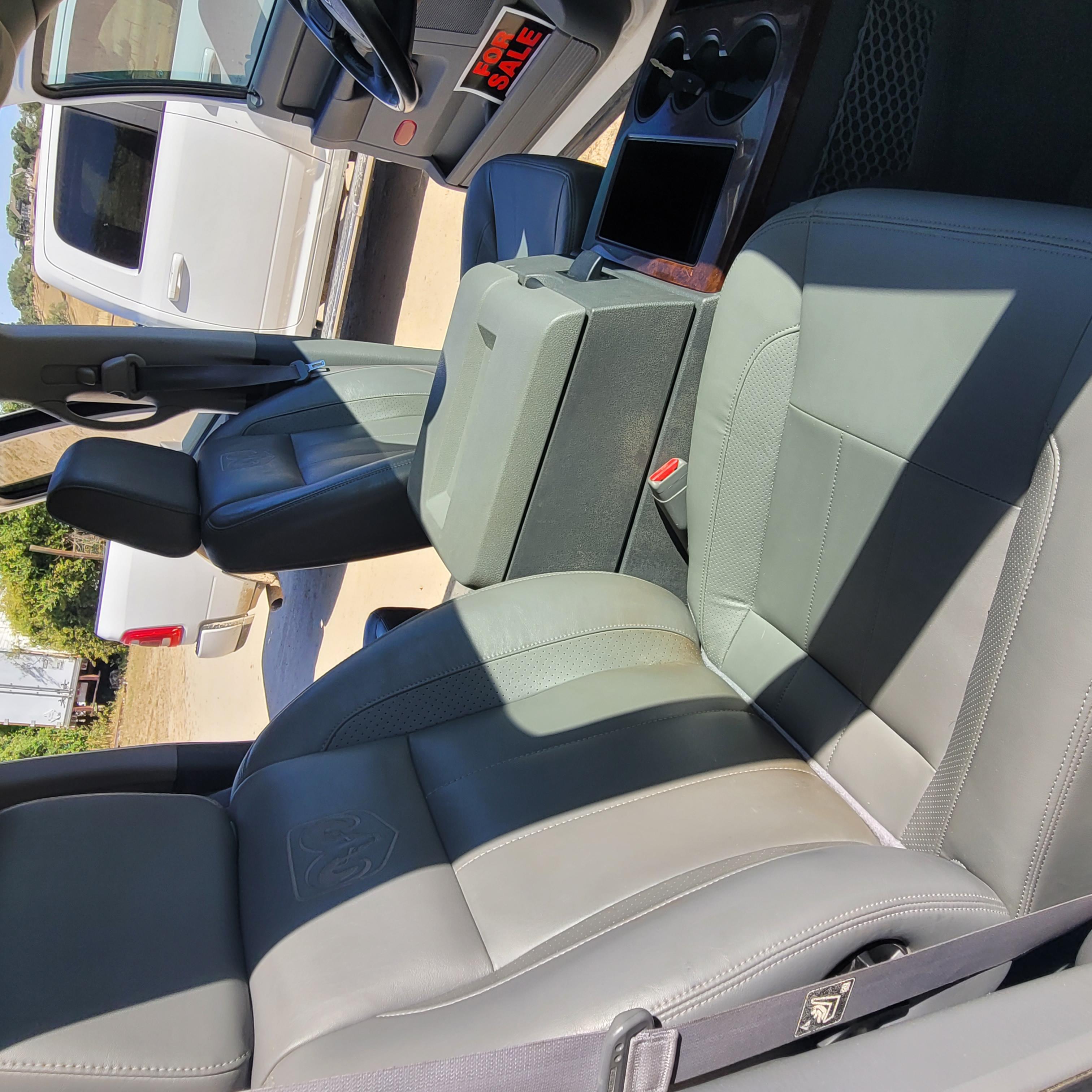 Used 2008 Dodge Ram 2500 Truck Laramie RWD image 9