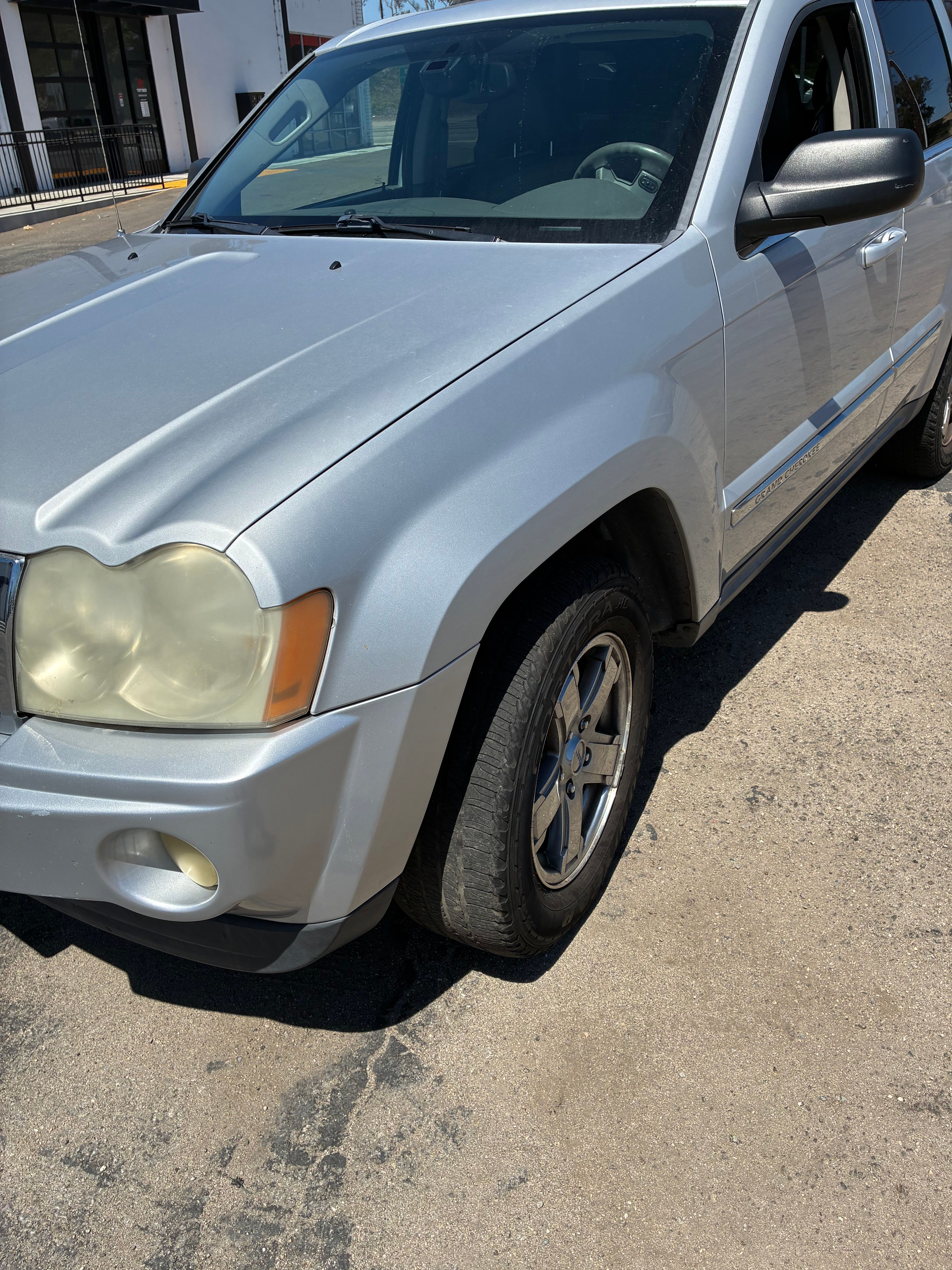 Used 2007 Jeep Grand Cherokee Limited w/ Trailer Tow Group IV RWD image 13