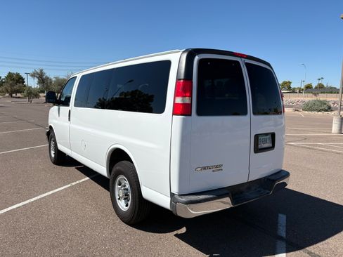 Used 2012 Chevrolet Express 3500 LT w/ LT Preferred Equipment Group image 4