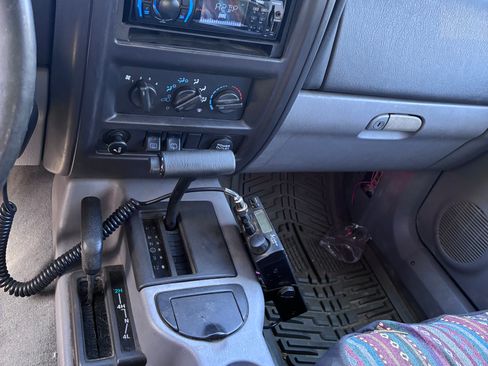 Used 1998 Jeep Cherokee Sport AWD/4WD image 13