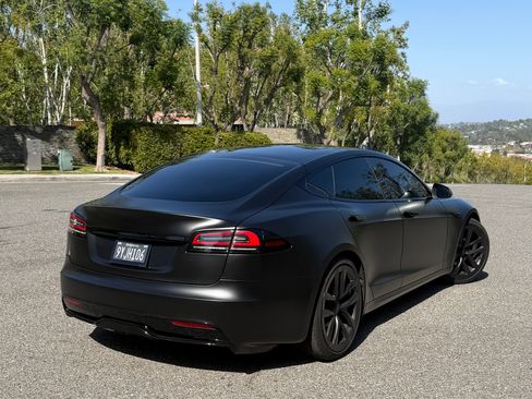 Used 2023 Tesla Model S Standard Range image 4