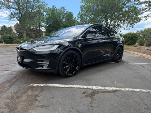 Used 2020 Tesla Model X Long Range AWD/4WD image 2